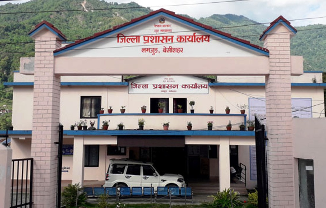खुलेका विद्यालय बन्द गर्न निर्देशन 